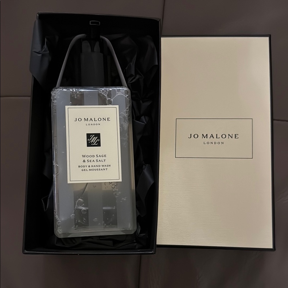 Jo Malone Wood Sage & Sea Salt Body & Hand Wash